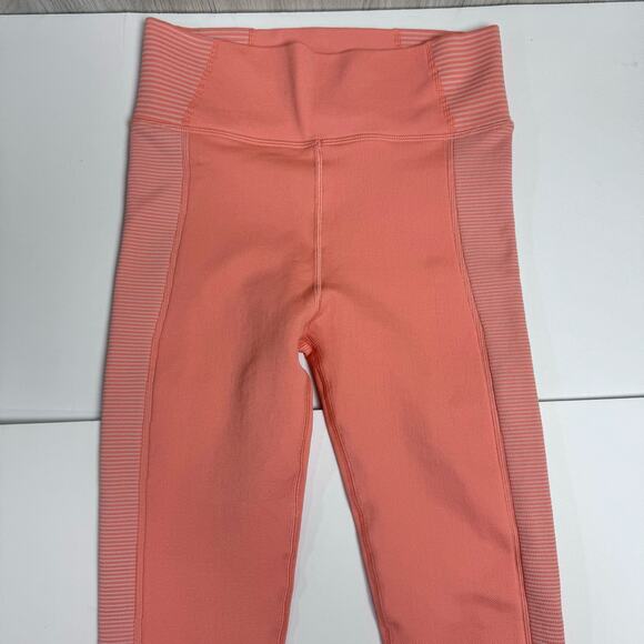 Offline By Aerie Totally Textured Seamless Leggings Peach Size Small Comfy - Picture 4 of 11